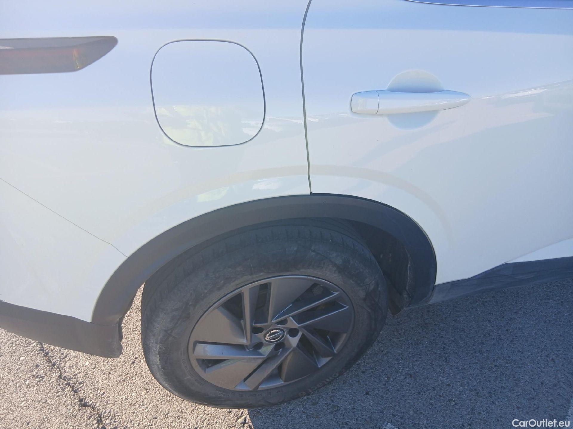  Nissan  Qashqai NISSAN  / 2021 / 5P / todoterreno DIG-T 103kW (140CV) mHEV 4x2 Acenta #29