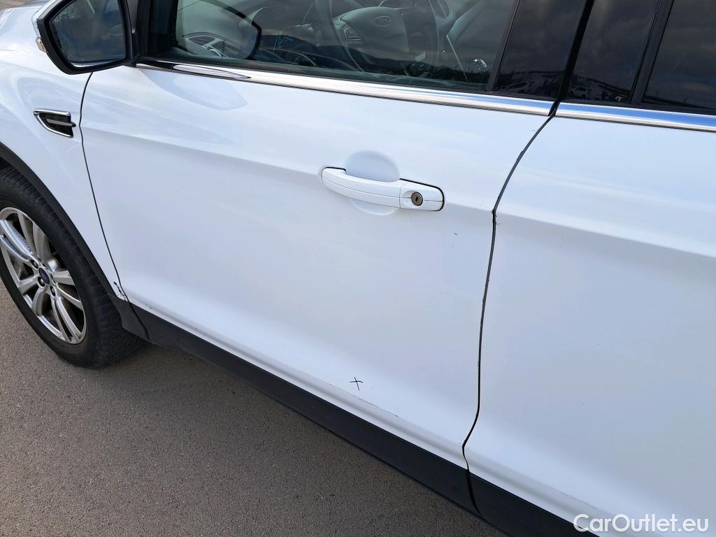  Ford  Kuga FORD  / 2016 / 5P / todoterreno 1.5 EcoBoost 88kW 4x2 Trend+ (CX) #7