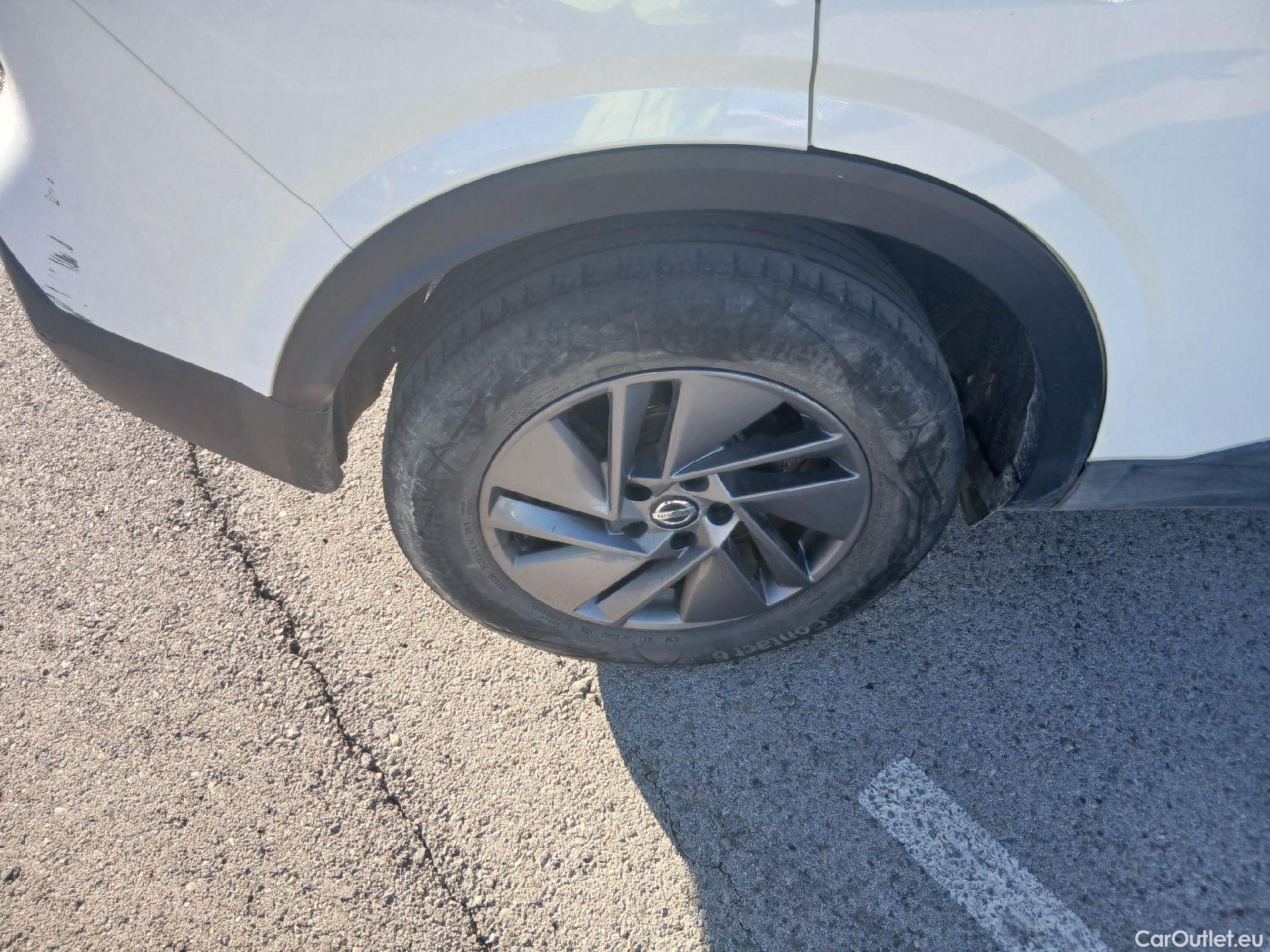  Nissan  Qashqai NISSAN  / 2021 / 5P / todoterreno DIG-T 103kW (140CV) mHEV 4x2 Acenta #10
