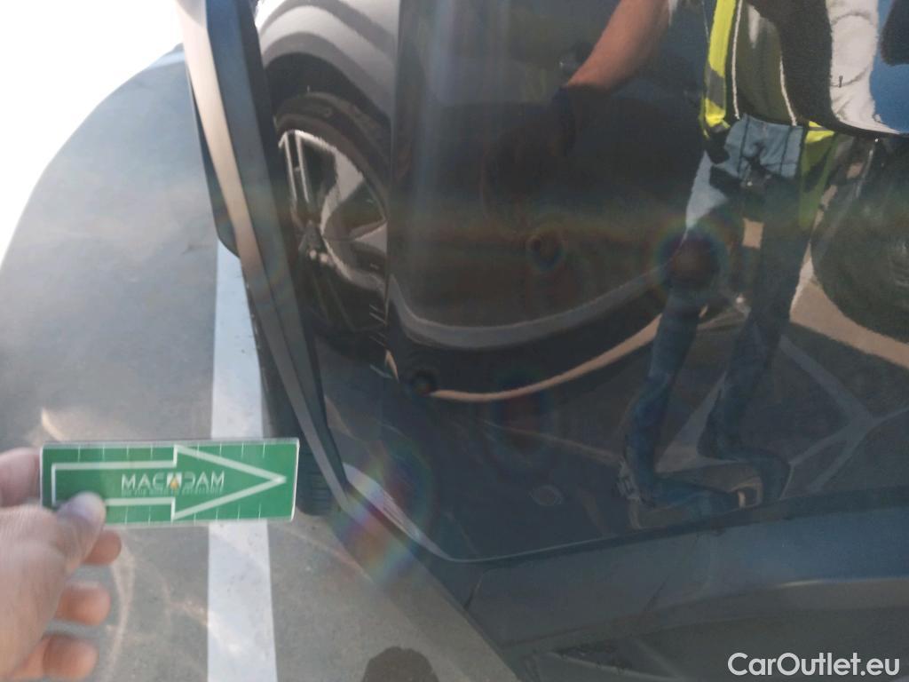  Lexus  UX LEXUS  / 2018 / 5P / todoterreno 2.0 250h Executive #34