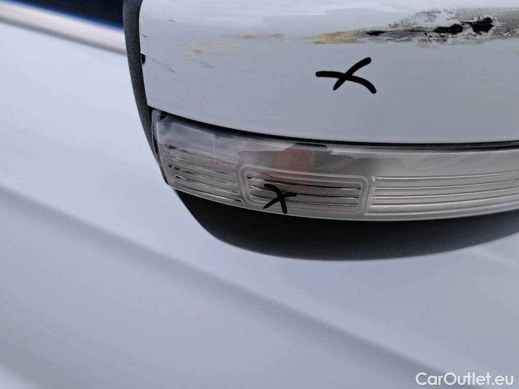  Ford  Kuga FORD  / 2016 / 5P / todoterreno 1.5 EcoBoost 88kW 4x2 Trend+ (CX) #34