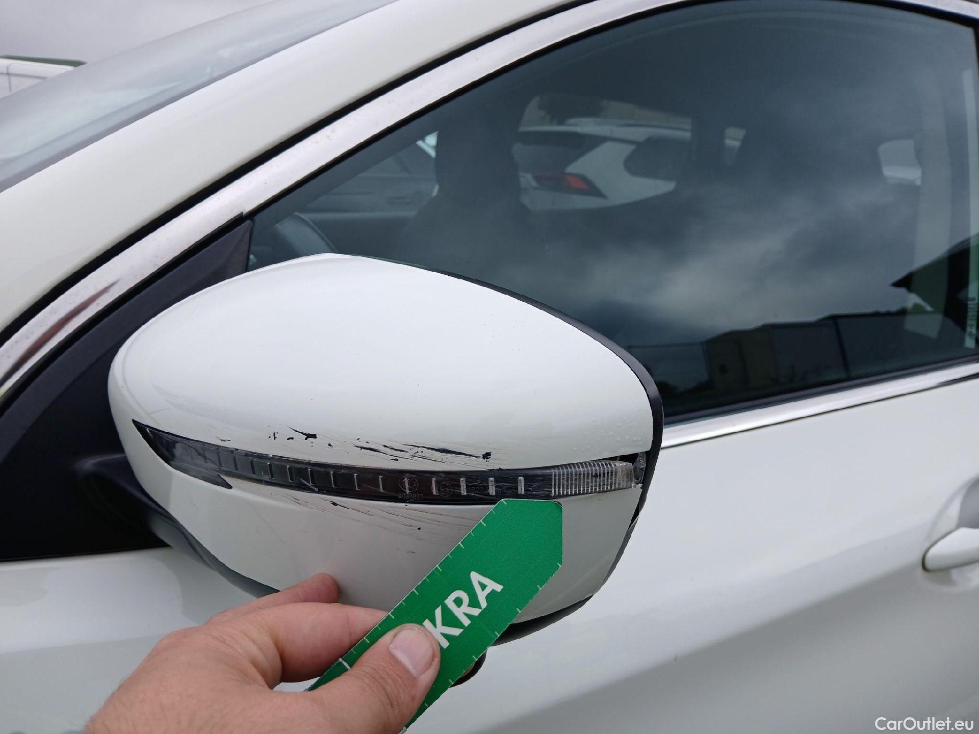  Nissan  Qashqai NISSAN  / 2017 / 5P / todoterreno DIG-T 116 kW (160 CV) E6D DCT N-CONNECTA #28