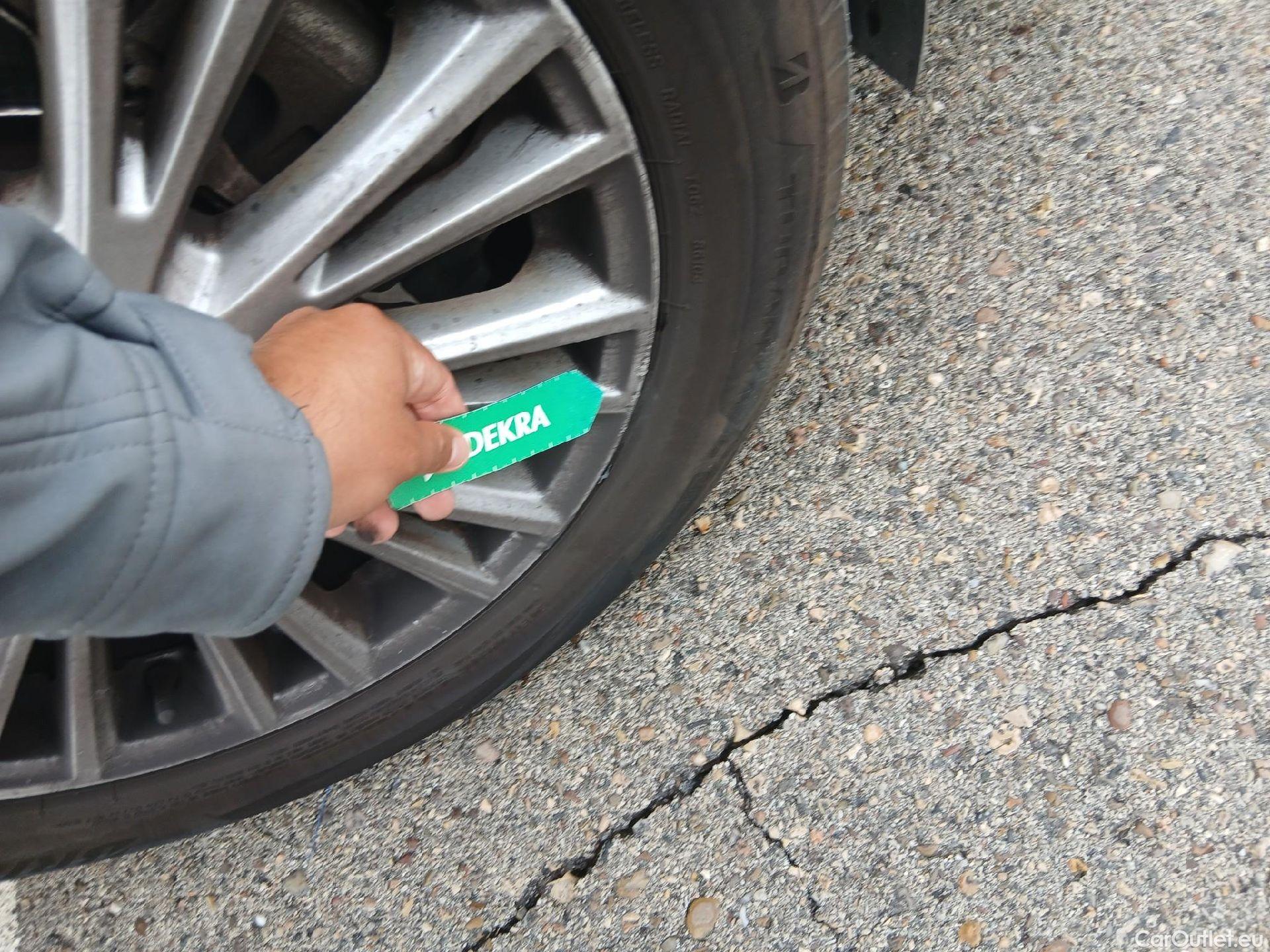  Ford  S-Max FORD  5p 2G monovolumen 2.0 TDCi 110kW (150CV) Trend #29