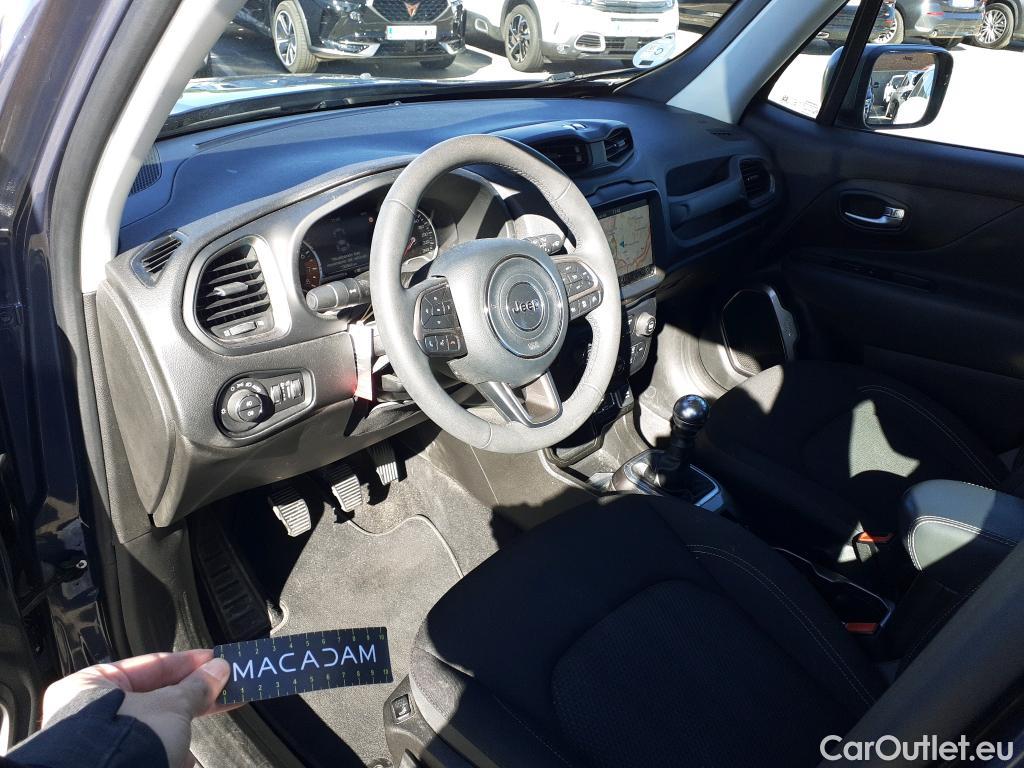  Jeep  Patriot JEEP Renegade / 2014 / 5P / todoterreno Limited 1.0G 88kW (120CV) 4x2 #37