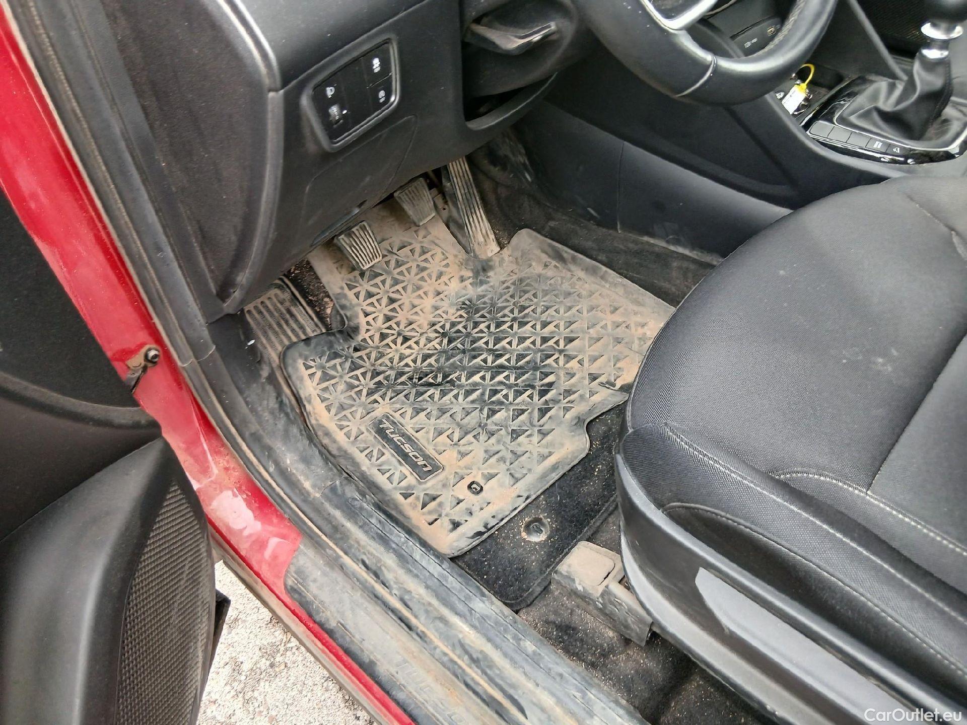  Hyundai  Tucson HYUNDAI  / 2020 / 5P / todoterreno 1.6 CRDI 85kW (115CV) Klass #3