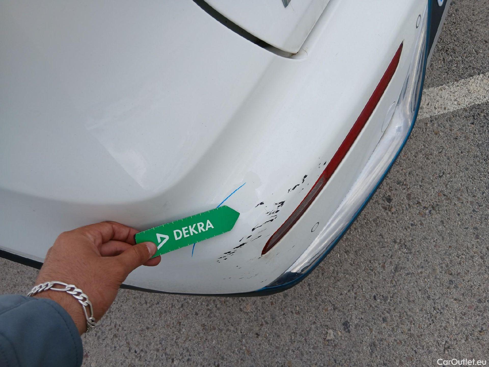  KIA  Niro KIA  Hïbrido Enchufable / 2016 / 5P / crossover 1.6 GDi Híbrido Enchufable 104kW Drive #16