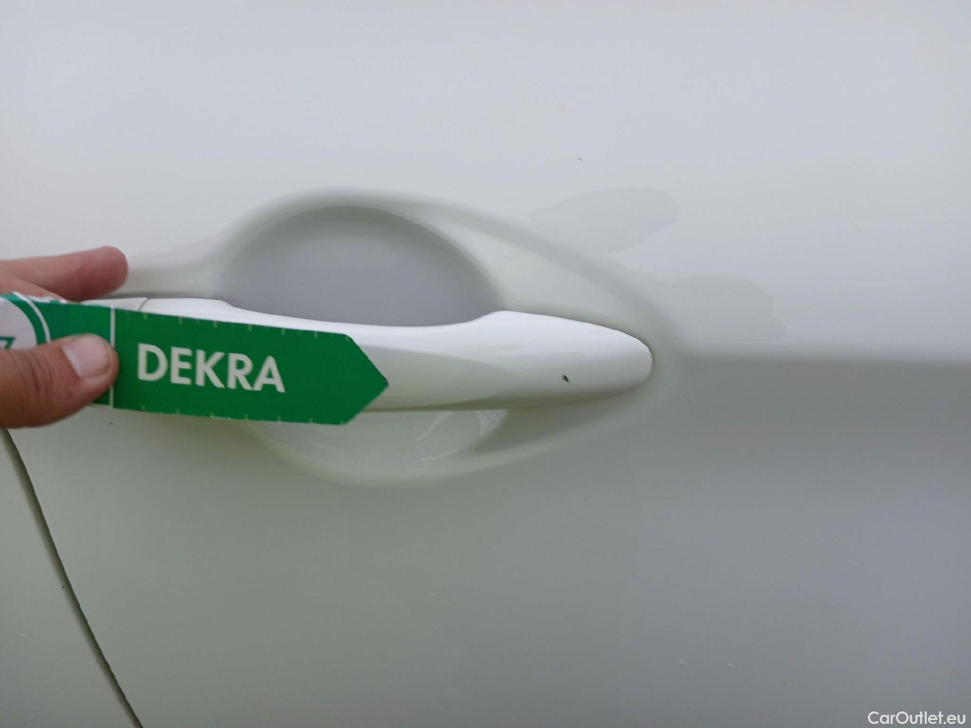  Nissan  Qashqai NISSAN  / 2017 / 5P / todoterreno DIG-T 116 kW (160 CV) E6D DCT N-CONNECTA #52