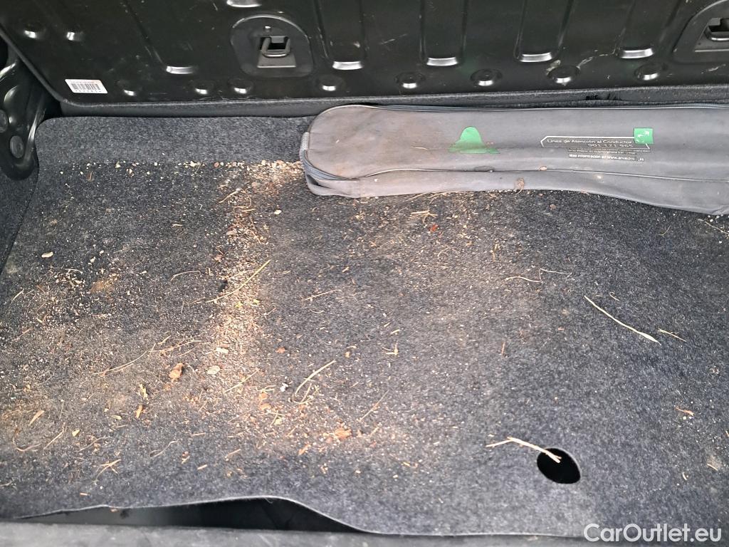  Fiat  Panda FIAT  / 2012 / 5P / berlina con portón 0,9 63kW (85CV) TwinAir 4x4 #7