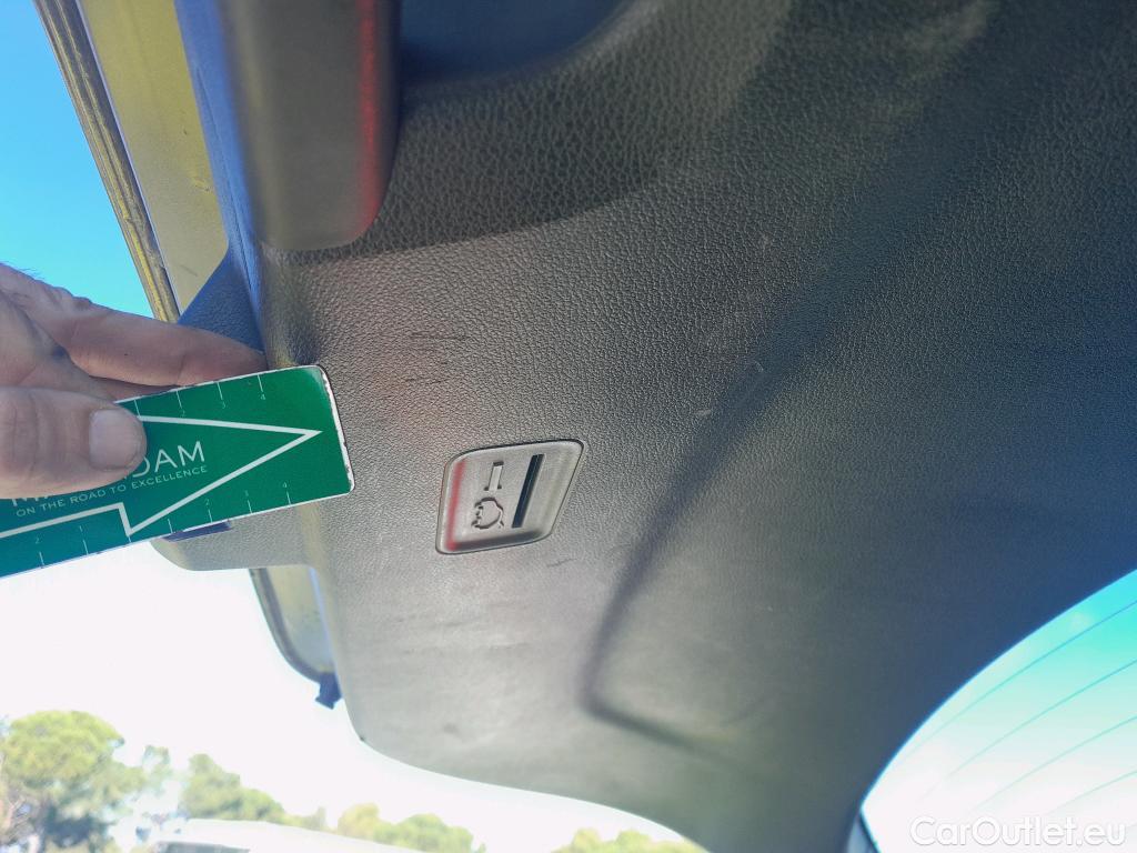  KIA  XCeed KIA  1.6 GDi PHEV 104kW (141CV) eDrive (AC) #17