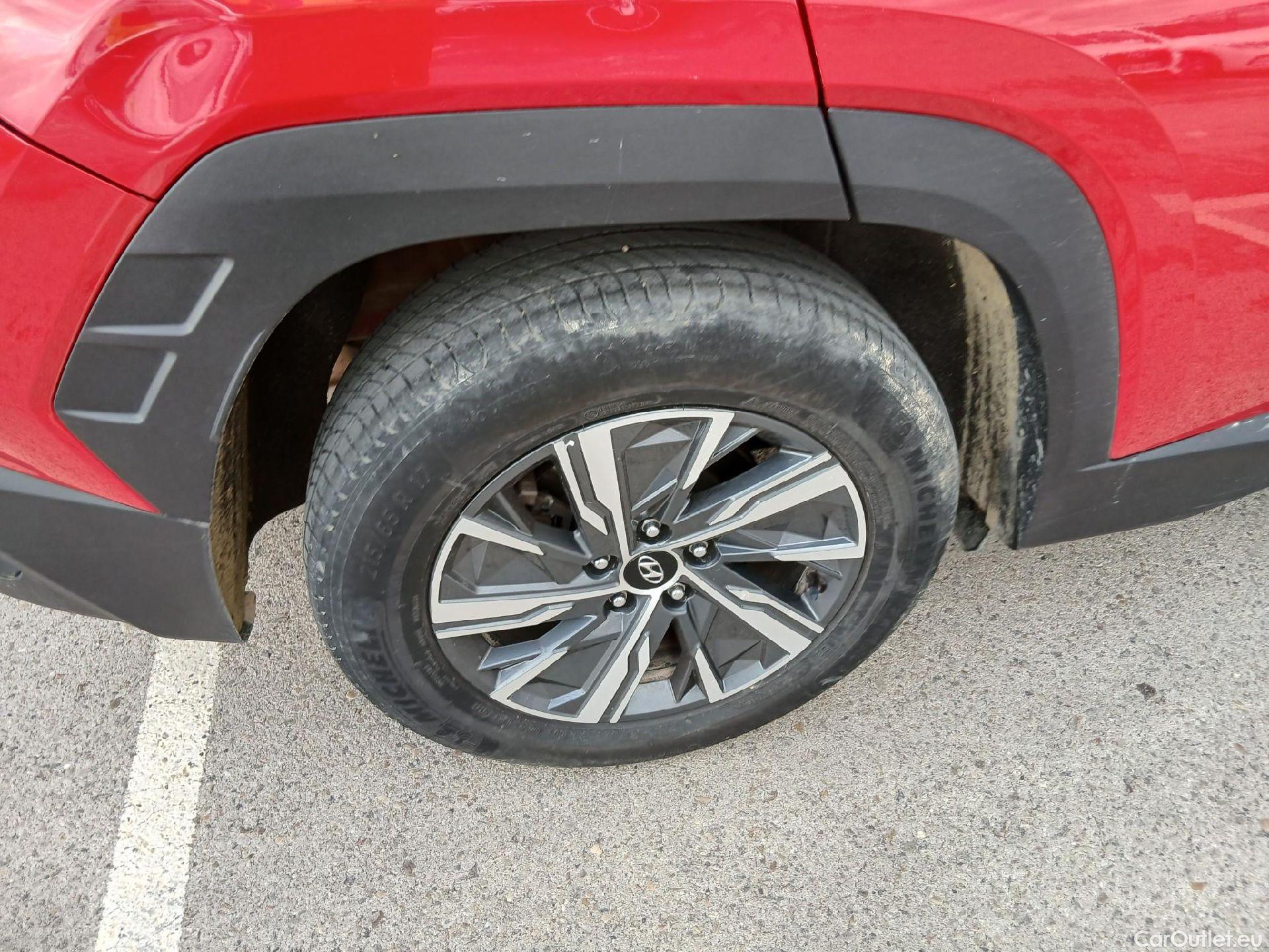  Hyundai  Tucson HYUNDAI  / 2020 / 5P / todoterreno 1.6 CRDI 85kW (115CV) Klass #6