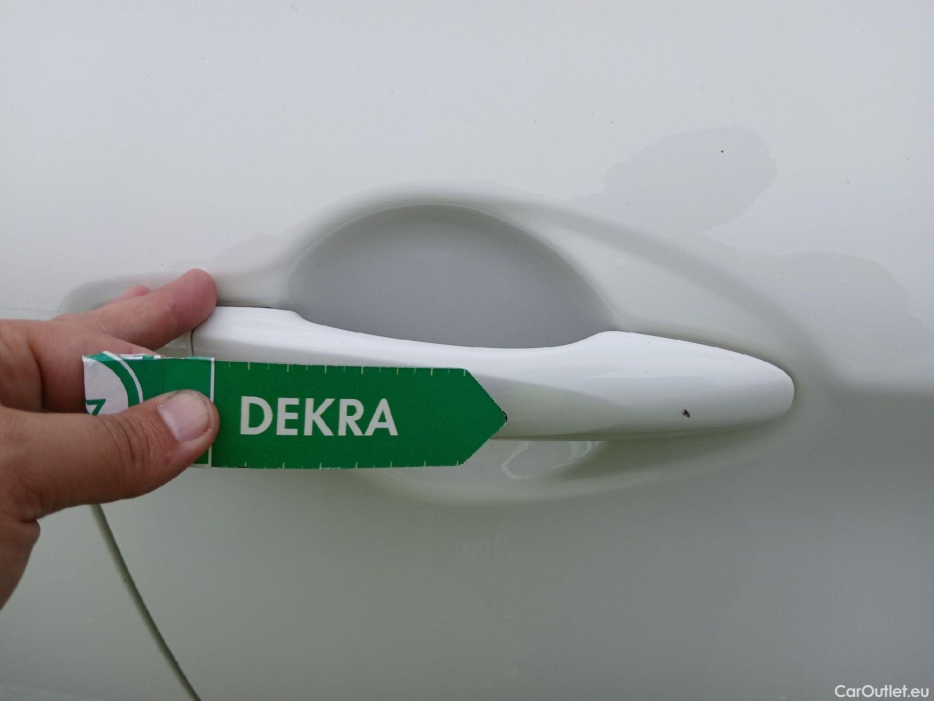  Nissan  Qashqai NISSAN  / 2017 / 5P / todoterreno DIG-T 116 kW (160 CV) E6D DCT N-CONNECTA #53