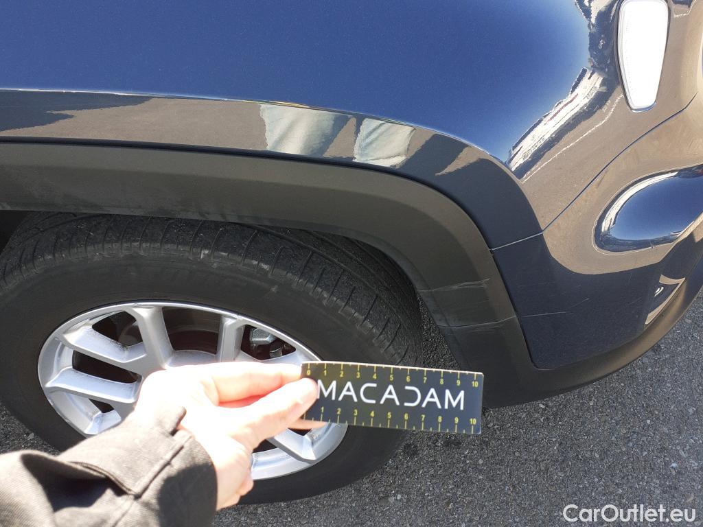  Jeep  Patriot JEEP Renegade / 2014 / 5P / todoterreno Limited 1.0G 88kW (120CV) 4x2 #35