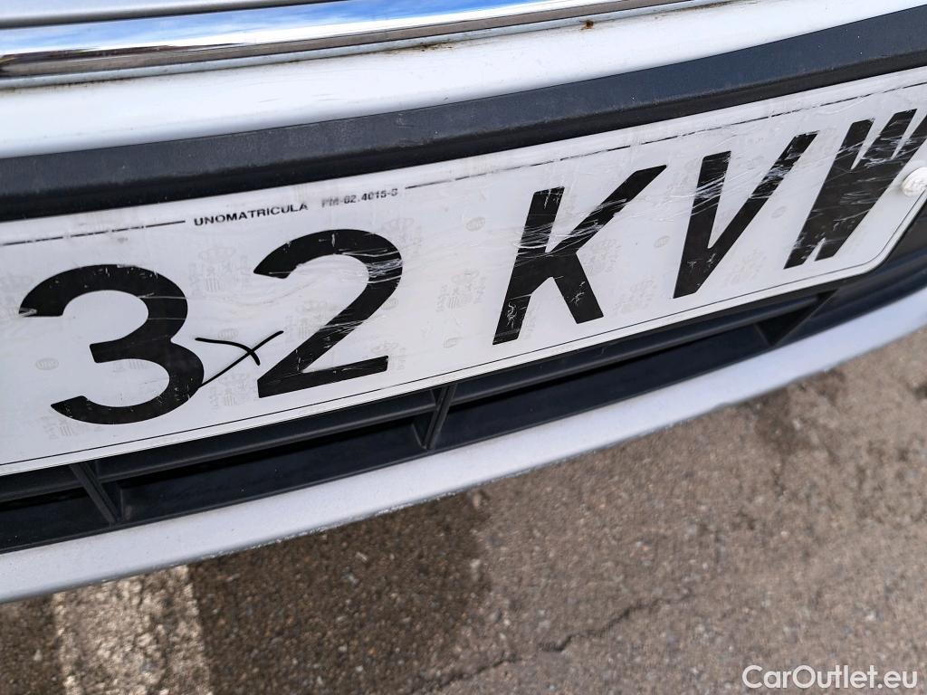  Ford  Kuga FORD  / 2016 / 5P / todoterreno 1.5 EcoBoost 88kW 4x2 Trend+ (CX) #28