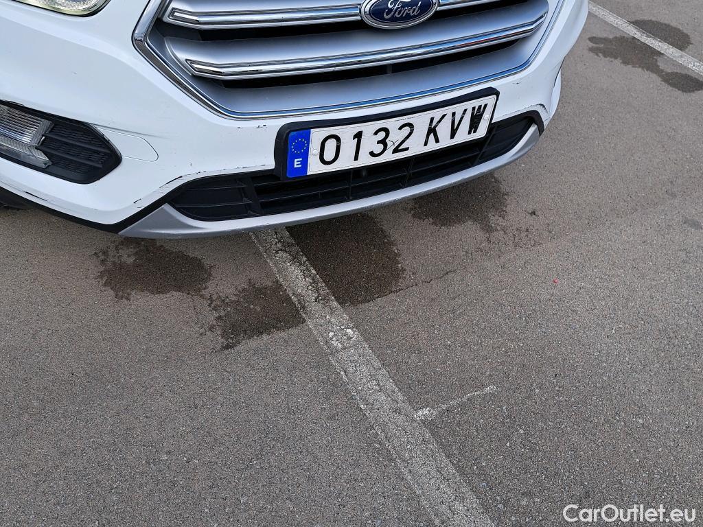  Ford  Kuga FORD  / 2016 / 5P / todoterreno 1.5 EcoBoost 88kW 4x2 Trend+ (CX) #15
