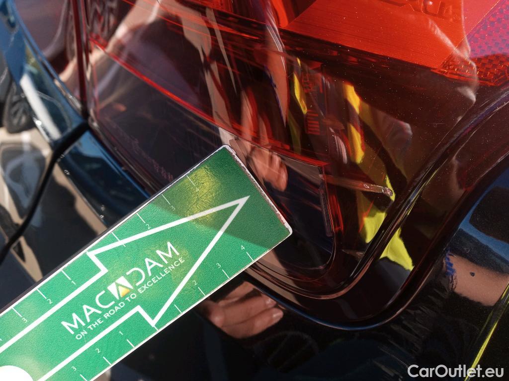  Lexus  UX LEXUS  / 2018 / 5P / todoterreno 2.0 250h Executive #37