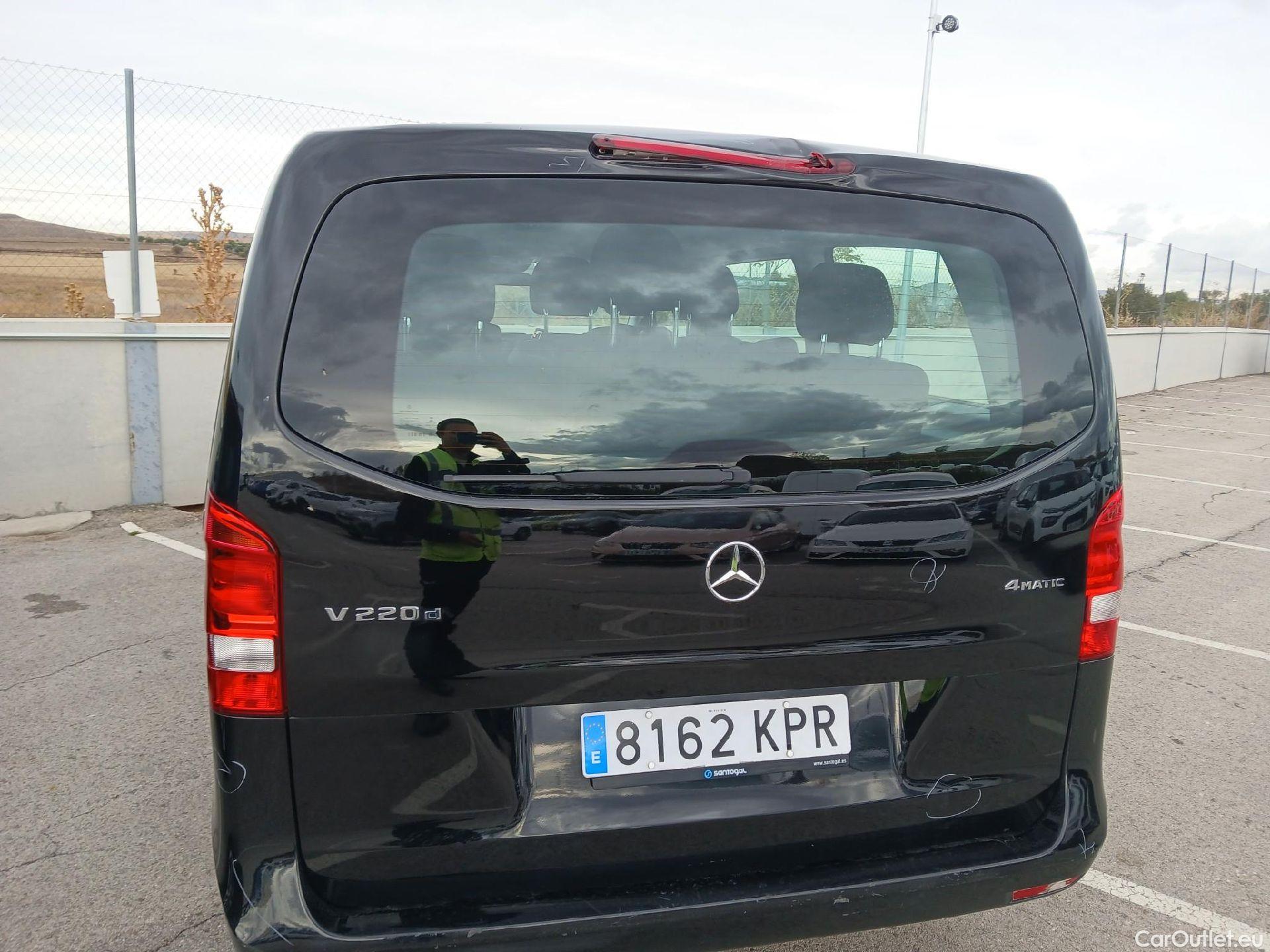  Mercedes  V-Klasse MERCEDES-BENZ Clase V / 2014 / 4P / monovolumen 220 d Clase V Largo #18