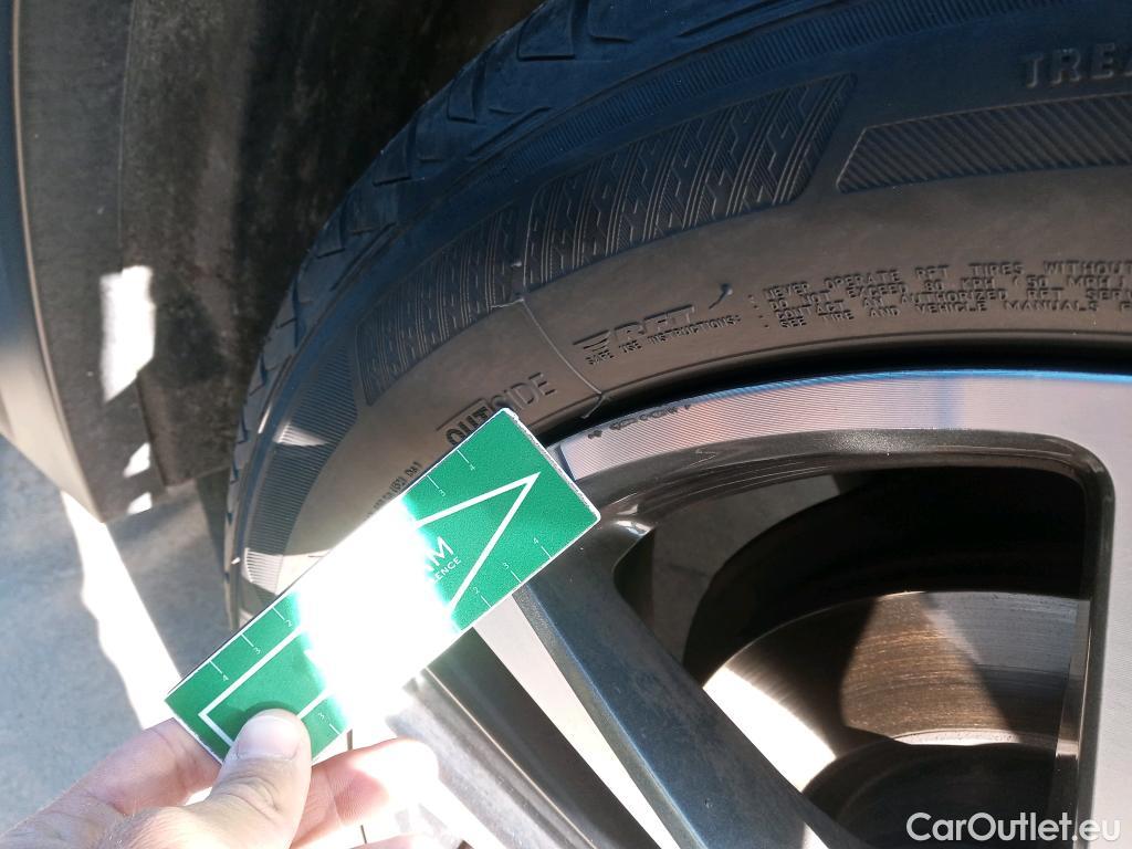  Lexus  UX LEXUS  / 2018 / 5P / todoterreno 2.0 250h Executive #9