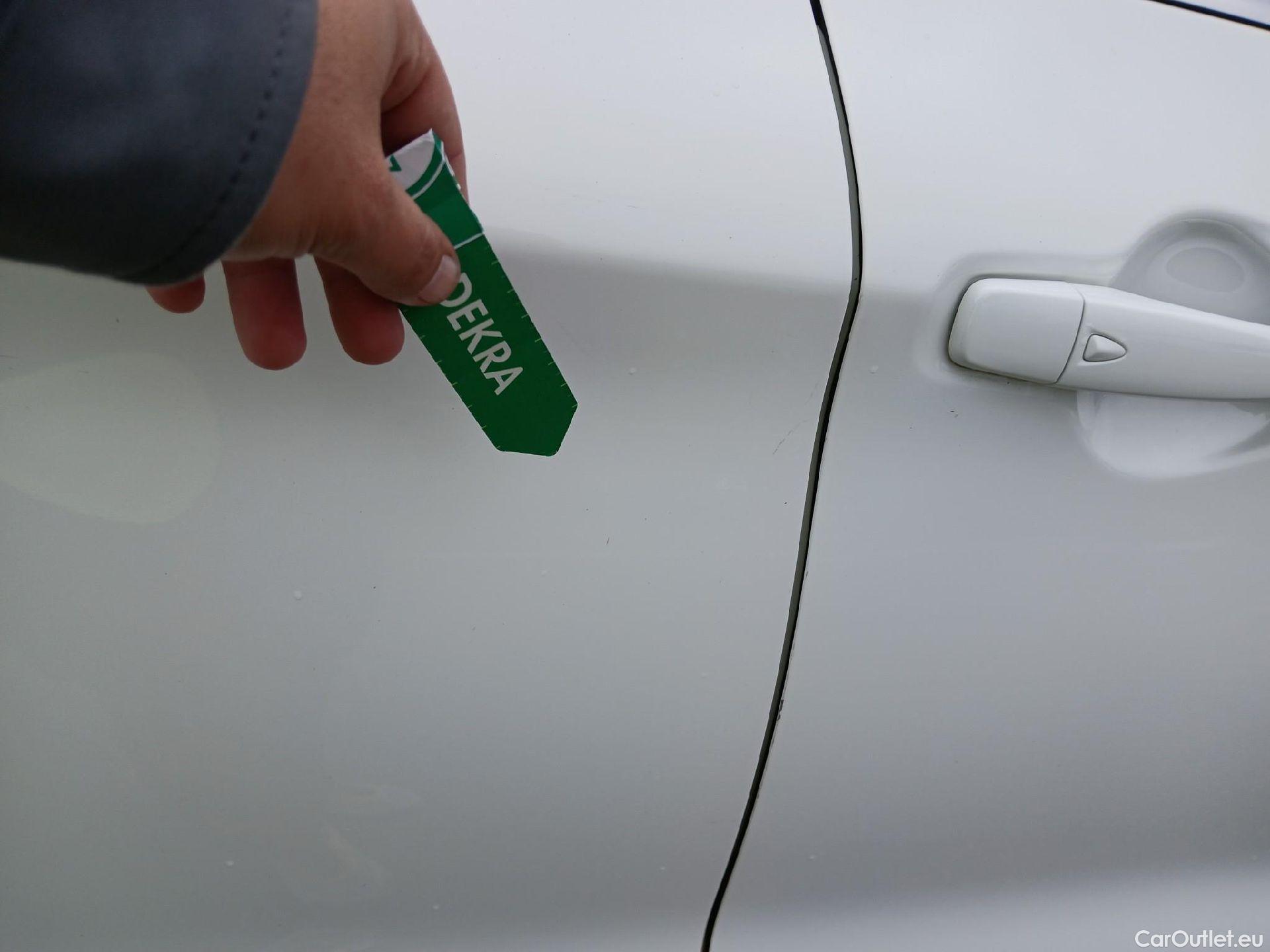  Nissan  Qashqai NISSAN  / 2017 / 5P / todoterreno DIG-T 116 kW (160 CV) E6D DCT N-CONNECTA #48