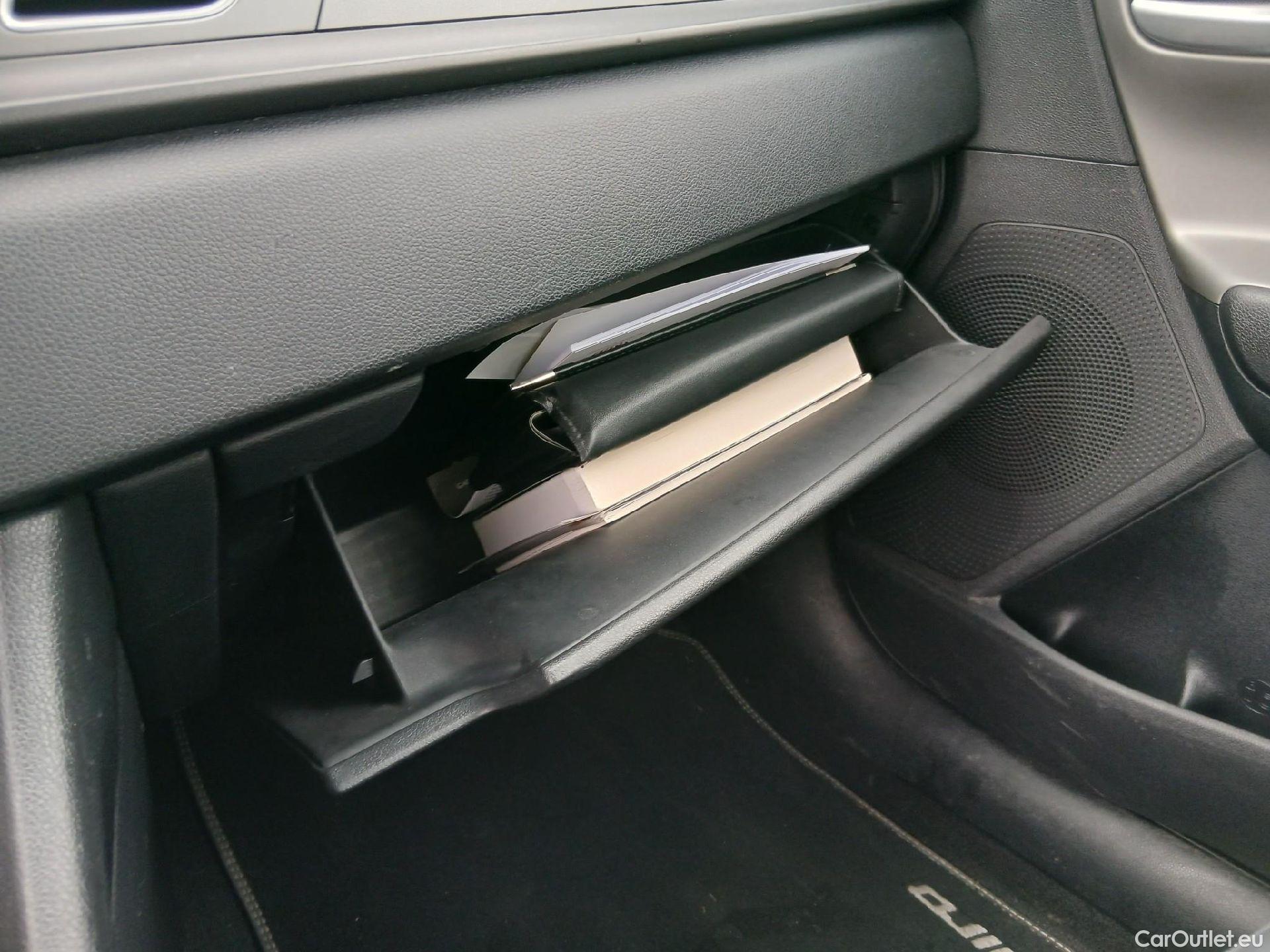  KIA  Niro KIA  Hïbrido Enchufable / 2016 / 5P / crossover 1.6 GDi Híbrido Enchufable 104kW Drive #1