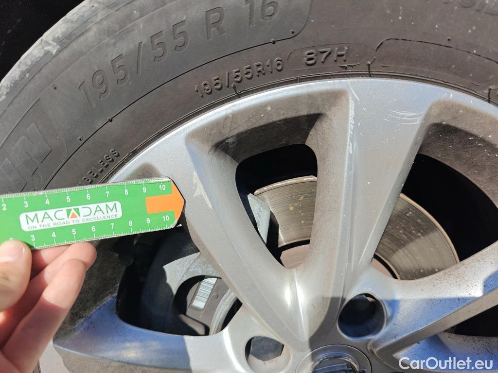  Opel  Corsa OPEL  / 2019 / 5P / berlina con portón 1.5D DT 74kW (100CV) Edition #18