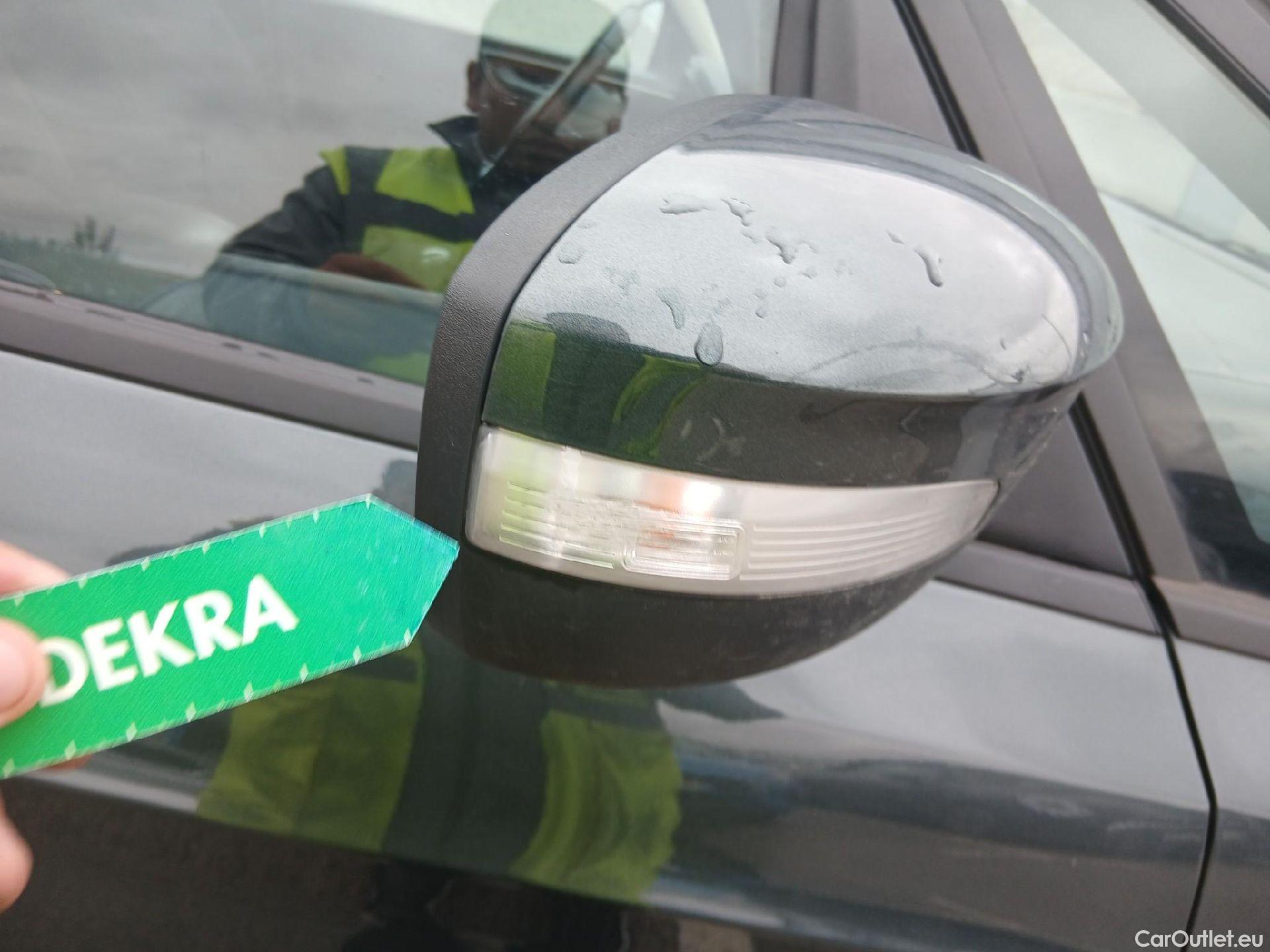  Ford  S-Max FORD  5p 2G monovolumen 2.0 TDCi 110kW (150CV) Trend #25