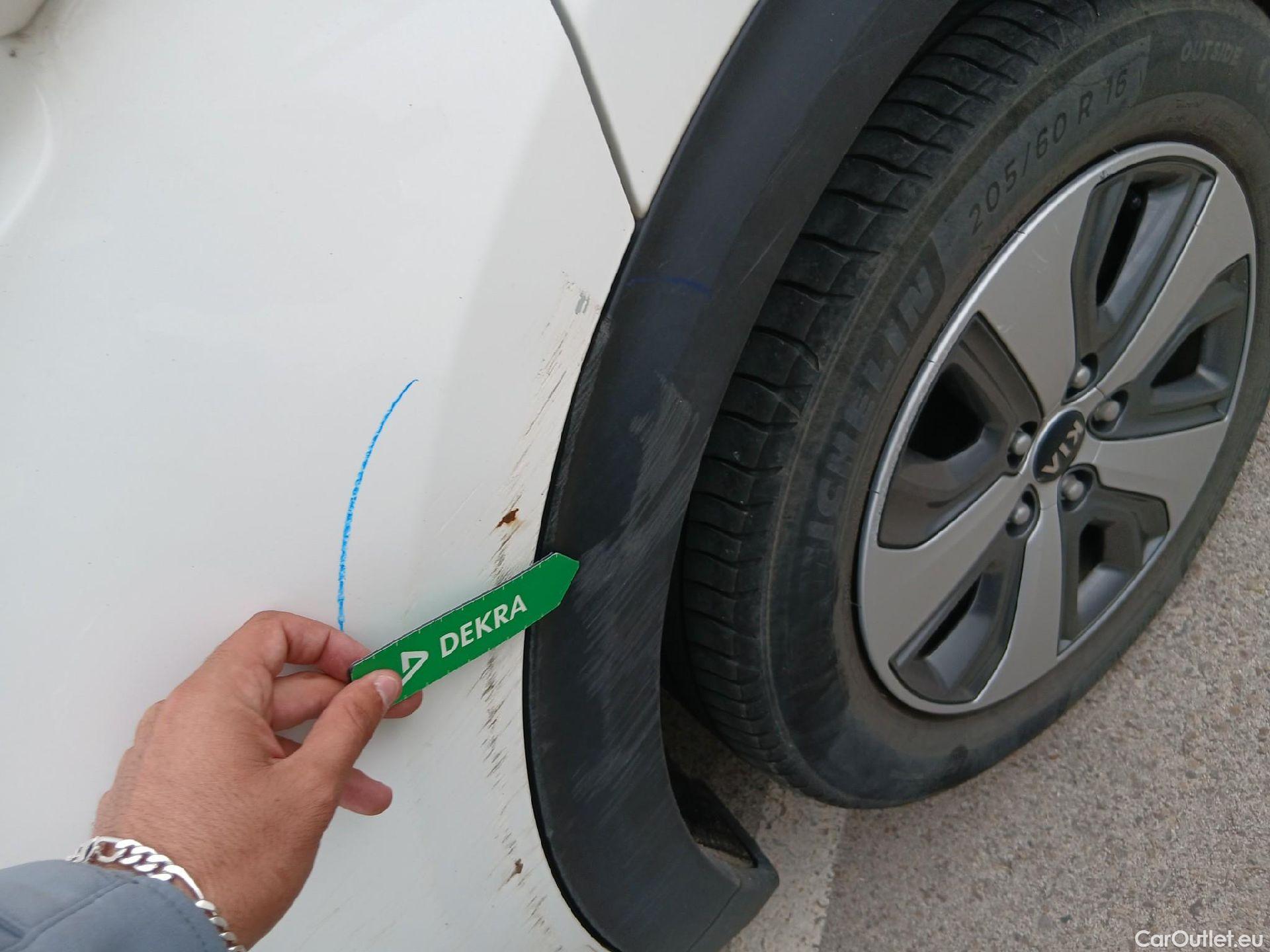  KIA  Niro KIA  Hïbrido Enchufable / 2016 / 5P / crossover 1.6 GDi Híbrido Enchufable 104kW Drive #11