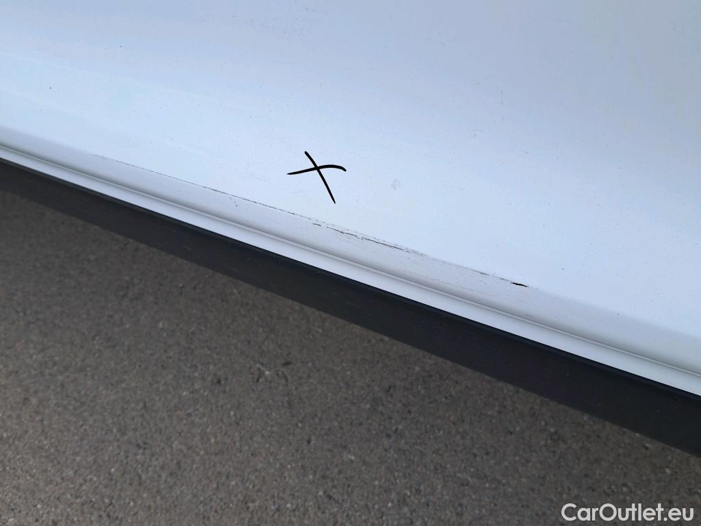  Ford  Kuga FORD  / 2016 / 5P / todoterreno 1.5 EcoBoost 88kW 4x2 Trend+ (CX) #8