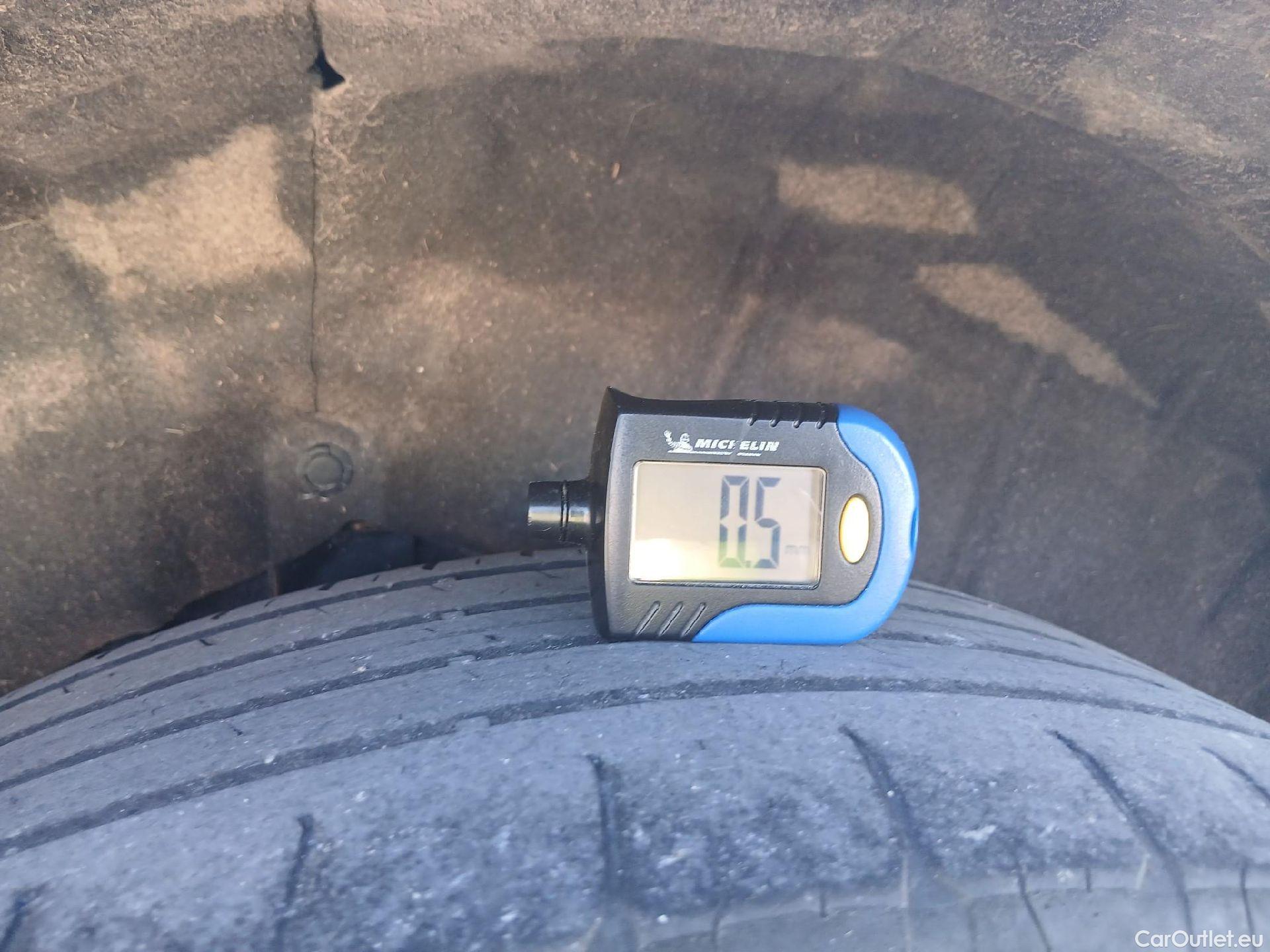  Nissan  Qashqai NISSAN  / 2021 / 5P / todoterreno DIG-T 103kW (140CV) mHEV 4x2 Acenta #11