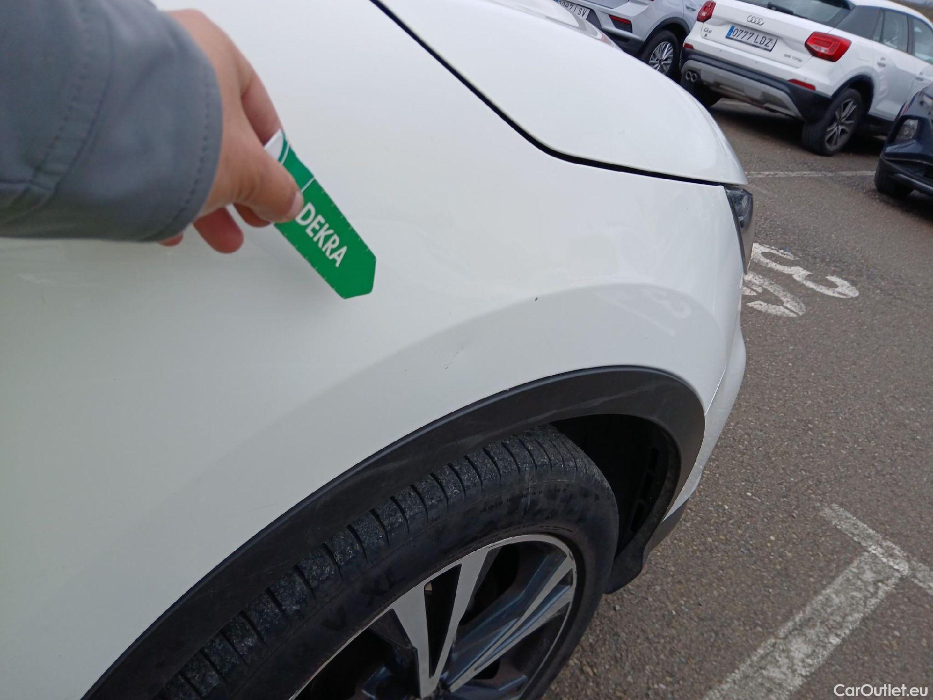  Nissan  Qashqai NISSAN  / 2017 / 5P / todoterreno DIG-T 116 kW (160 CV) E6D DCT N-CONNECTA #54