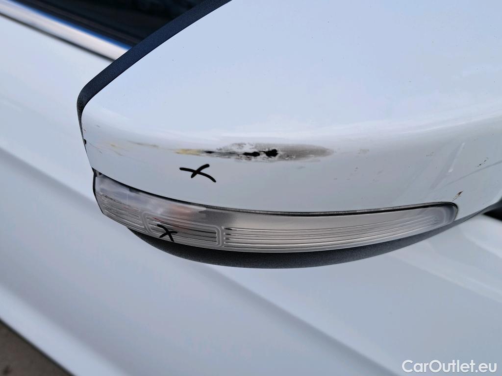  Ford  Kuga FORD  / 2016 / 5P / todoterreno 1.5 EcoBoost 88kW 4x2 Trend+ (CX) #20