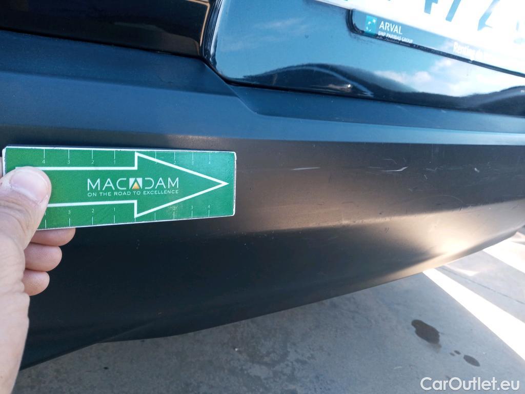  Lexus  UX LEXUS  / 2018 / 5P / todoterreno 2.0 250h Executive #23