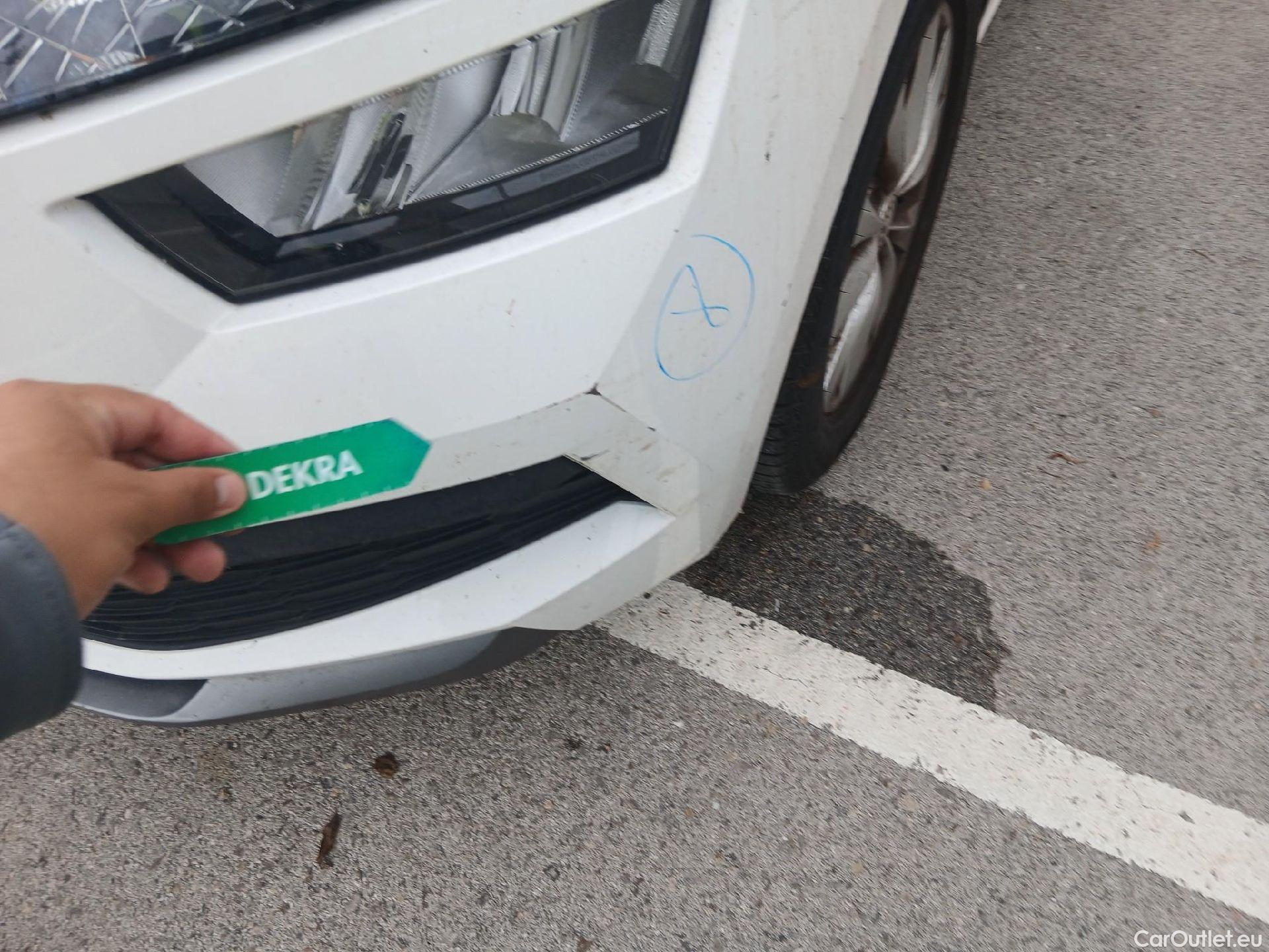  Skoda  KAMIQ SKODA  1.0 TSI 81kW (110CV) DSG Ambition (CX) #7