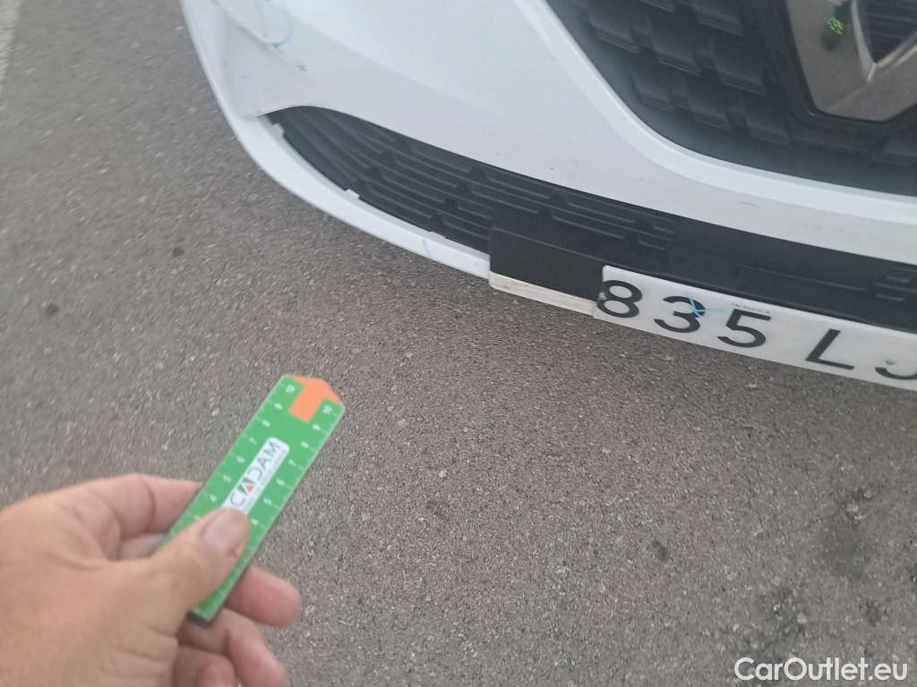  Renault  Clio RENAULT  / 2019 / 5P / berlina con portón Business Blue dCi 63 kW (85CV) (ACB) #21