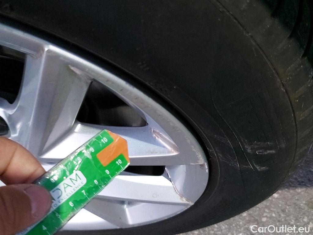  Seat  Leon  Sportstourer Style Go 2.0 TDI 115CV MT6 E6d #13