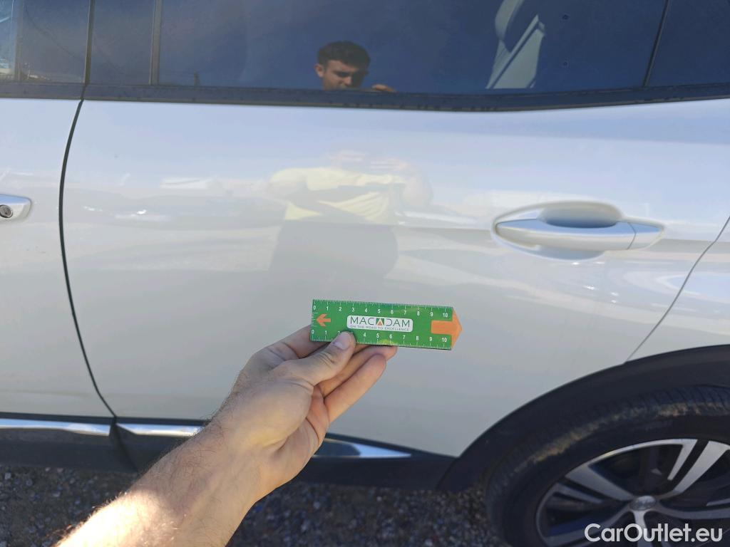  Peugeot  3008 PEUGEOT  / 2016 / 5P / todoterreno Allure BlueHDi 96kW (130CV) S&S EAT8 #11