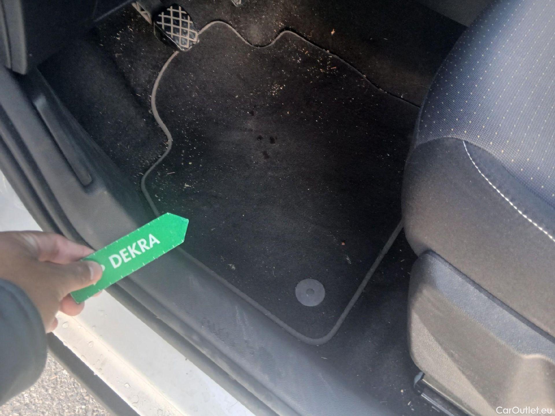  Seat  Arona SEAT  / 2017 / 5P / todoterreno 1.0 TSI 81kW (110CV) Style Plus (AC) #2