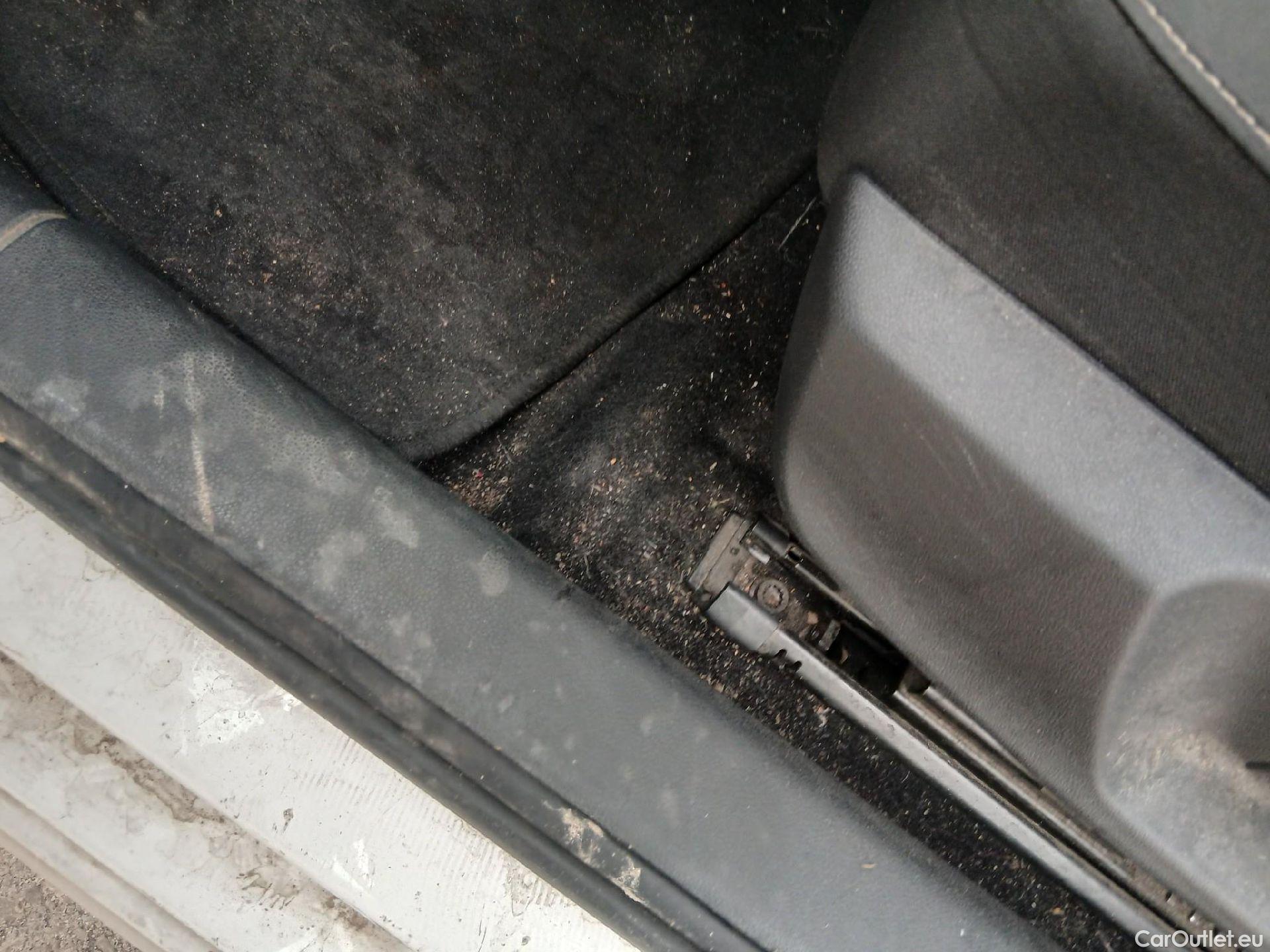  Skoda  KAMIQ SKODA  1.0 TSI 81kW (110CV) DSG Ambition (CX) #1