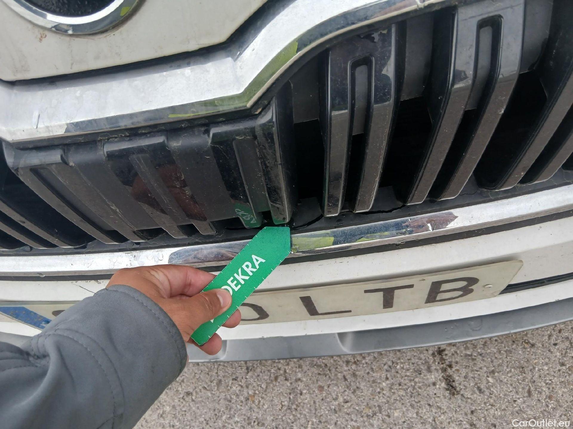  Skoda  KAMIQ SKODA  1.0 TSI 81kW (110CV) DSG Ambition (CX) #11