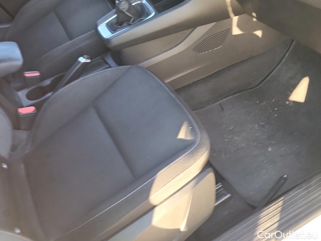  Renault  Captur RENAULT  / 2019 / 5P / todoterreno Intens TCe 90 (AC) #21