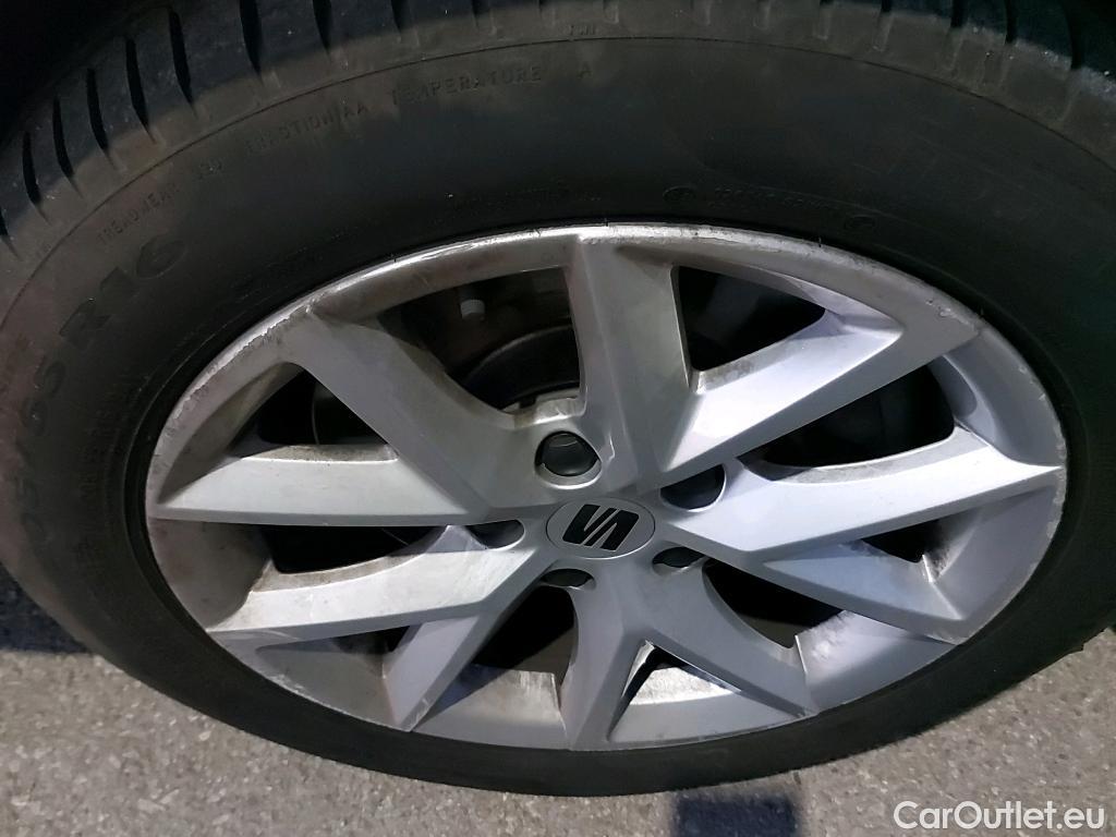  Seat  Leon  Sportstourer Style Go 2.0 TDI 115CV MT6 E6d #14