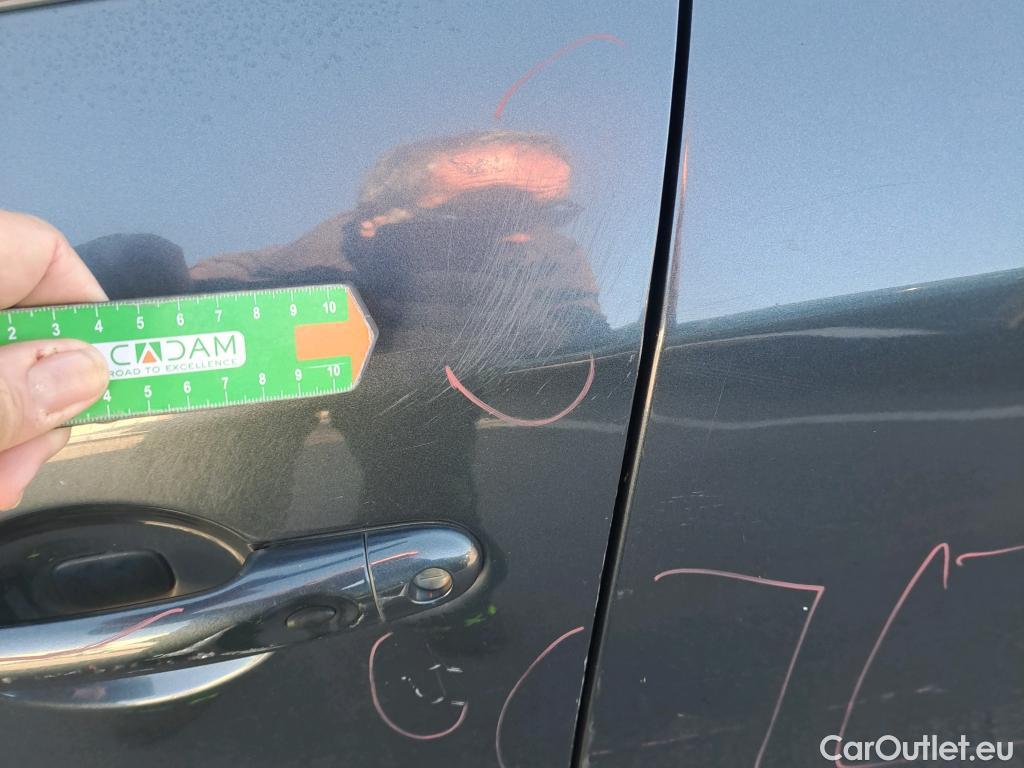  Renault  Megane RENAULT MÉGANE 5p 3G familiar Sp. Tou. Bose Energy dCi 130 S&S Euro 6 #28