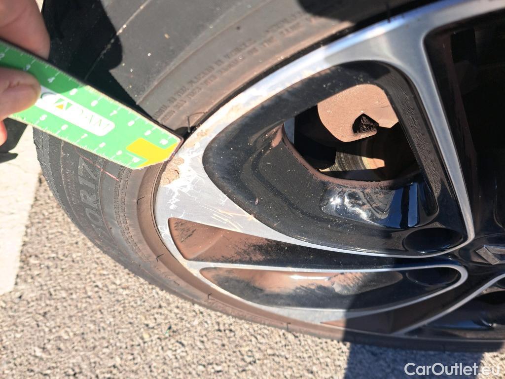  Renault  Megane RENAULT MÉGANE 5p 3G familiar Sp. Tou. Bose Energy dCi 130 S&S Euro 6 #7