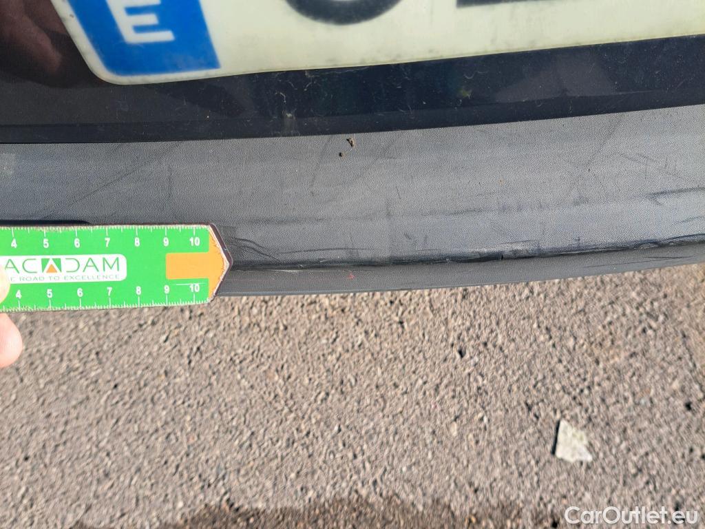  Renault  Megane RENAULT MÉGANE 5p 3G familiar Sp. Tou. Bose Energy dCi 130 S&S Euro 6 #36