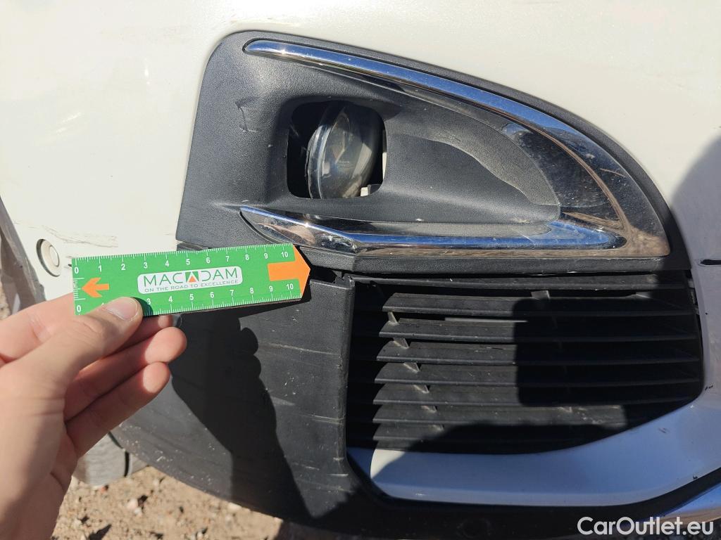  Peugeot  3008 PEUGEOT  / 2016 / 5P / todoterreno Allure BlueHDi 96kW (130CV) S&S EAT8 #7