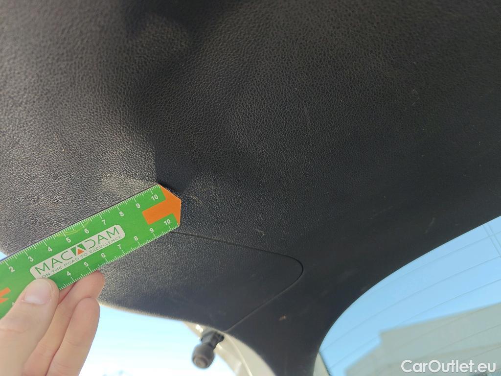  Renault  Kadjar RENAULT  / 2019 / 5P / crossover Zen Blue dCi 85kW (115CV) #26