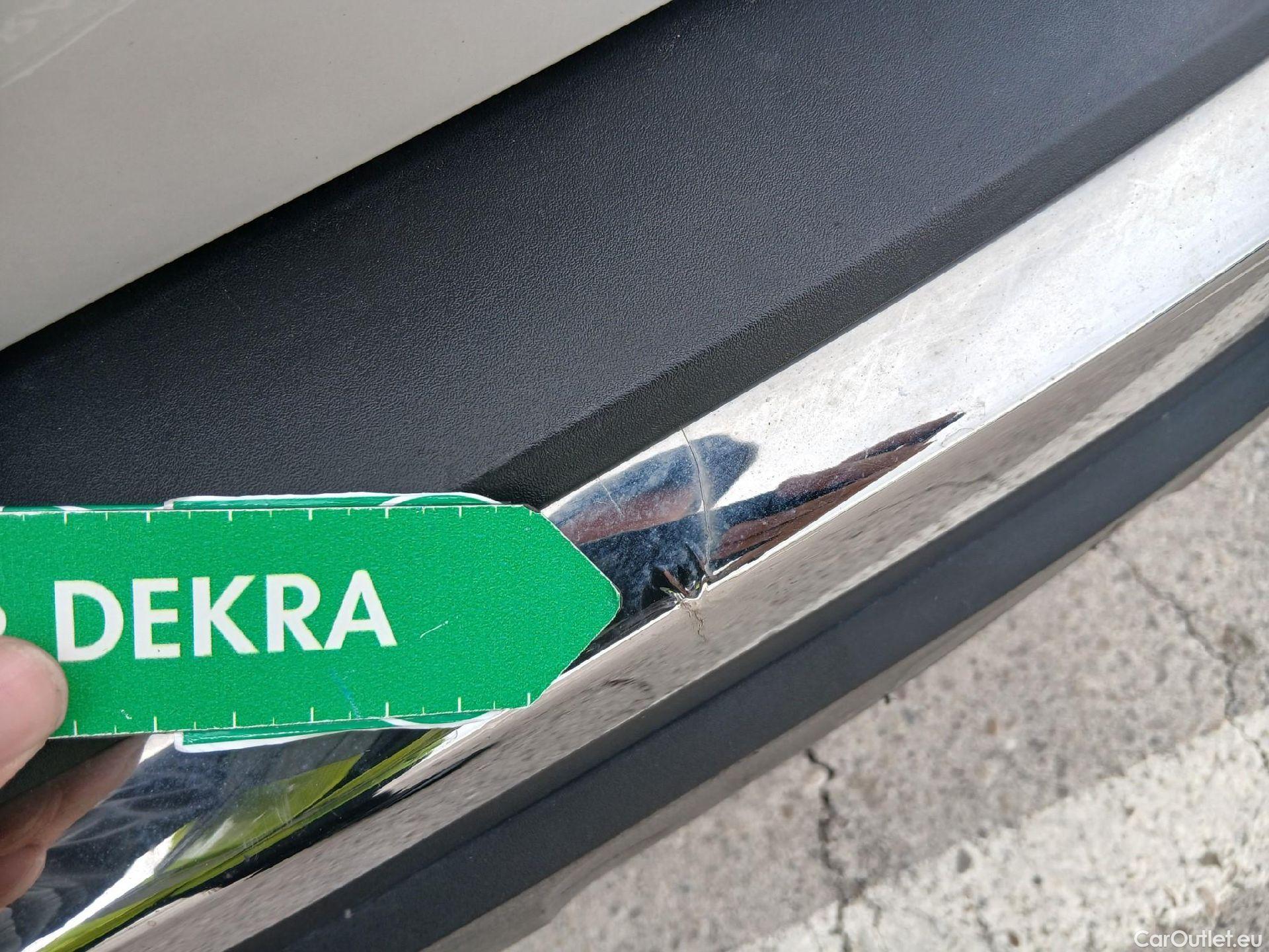  Peugeot  3008 PEUGEOT  / 2016 / 5P / todoterreno GT Line BlueHDi 132kW (180CV) S&S EAT8 #22