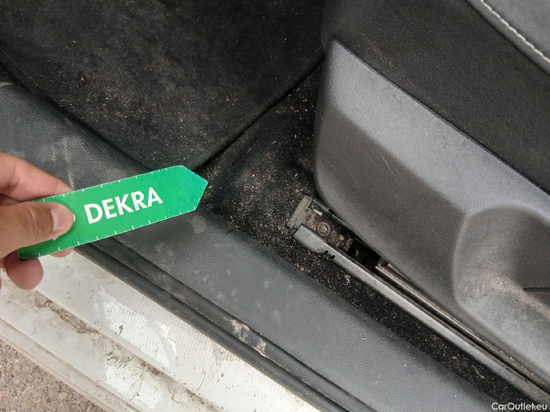  Skoda  KAMIQ SKODA  1.0 TSI 81kW (110CV) DSG Ambition (CX) #2