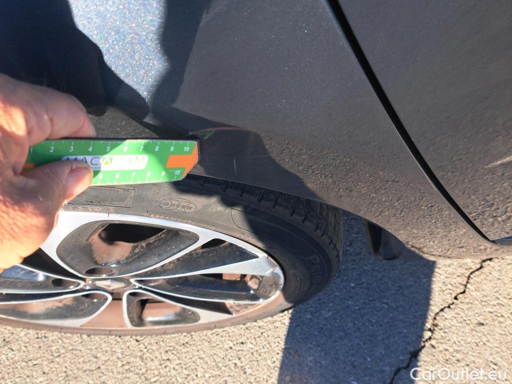  Renault  Megane RENAULT MÉGANE 5p 3G familiar Sp. Tou. Bose Energy dCi 130 S&S Euro 6 #66