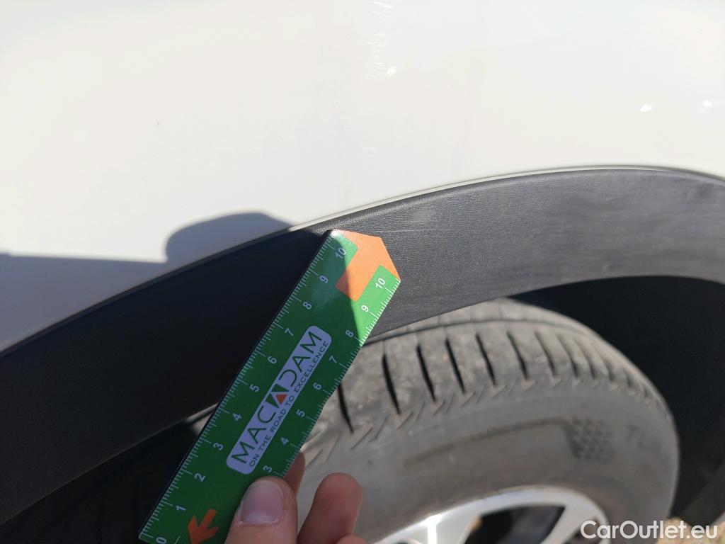  Renault  Kadjar RENAULT  / 2019 / 5P / crossover Zen Blue dCi 85kW (115CV) #42