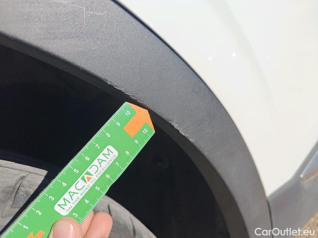  Renault  Kadjar RENAULT  / 2019 / 5P / crossover Zen Blue dCi 85kW (115CV) #43